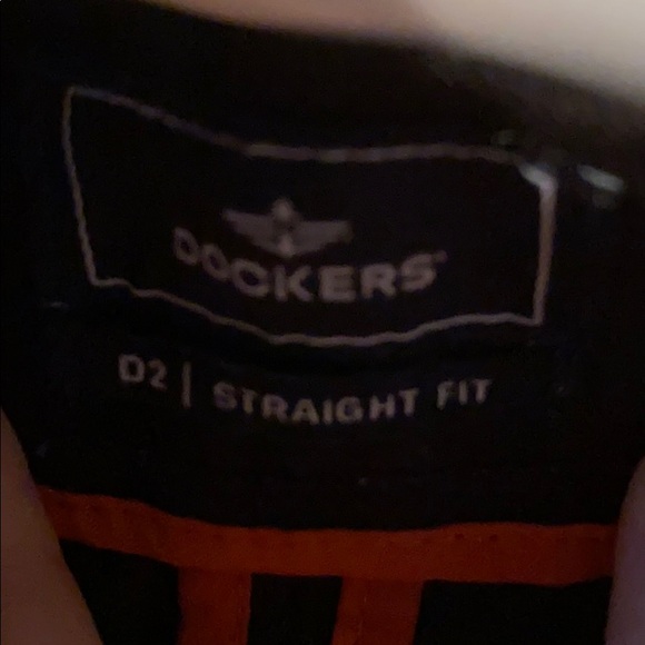 Men’s Dockers’ Dress pants 33x30 - Picture 2 of 5